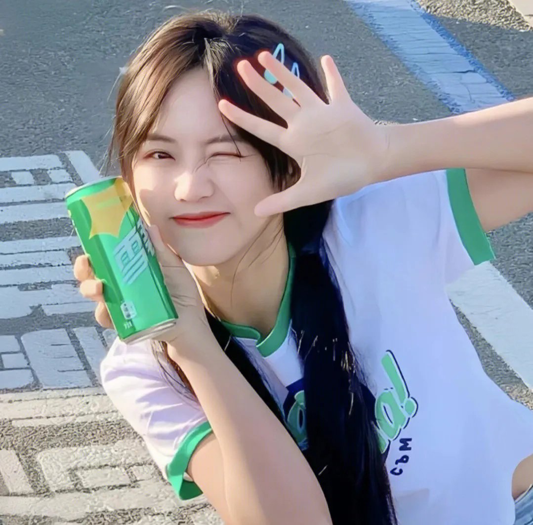 同学麦娜丝